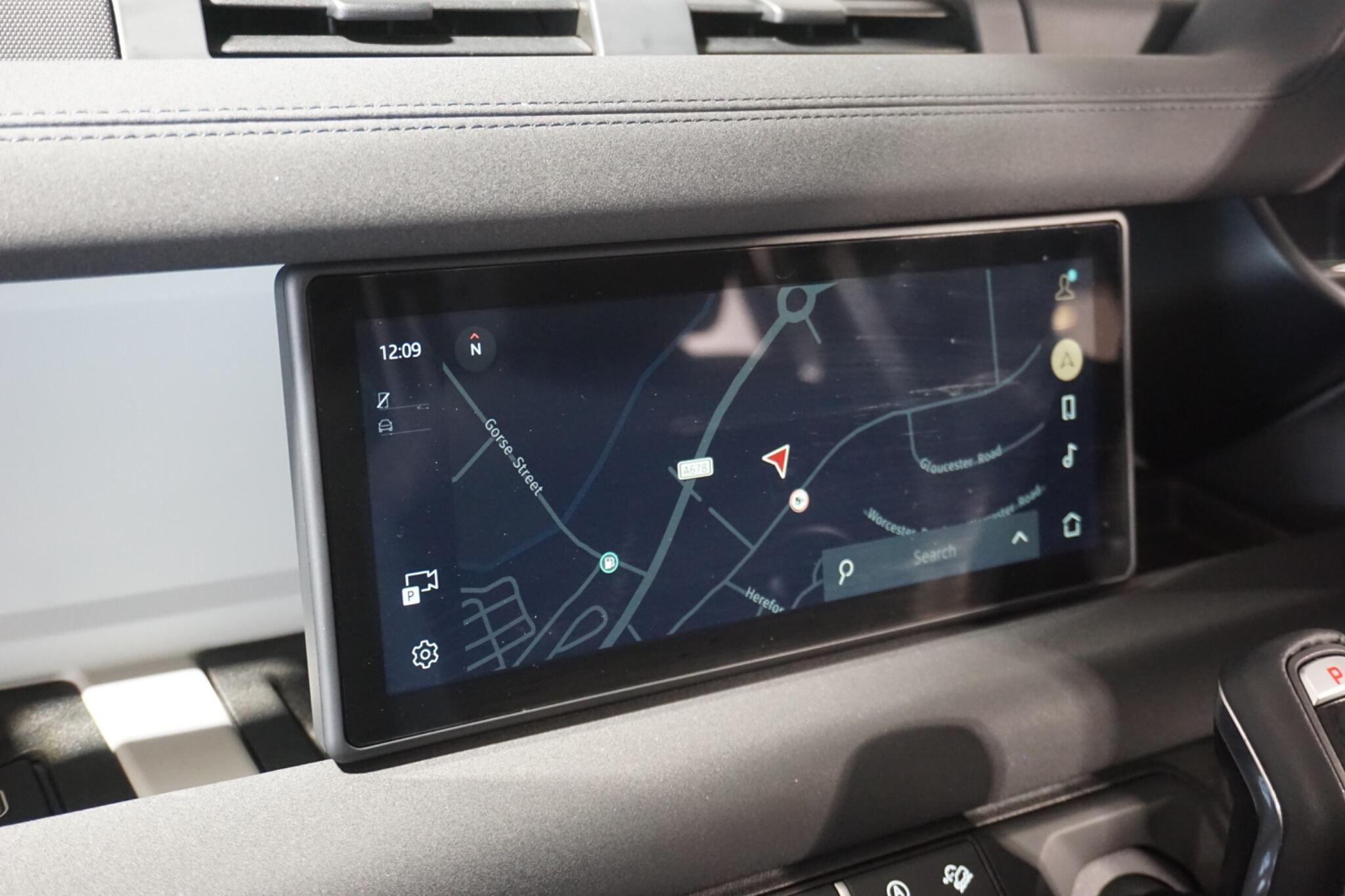 Land Rover Defender 110 3.0 D250 MHEV SE SUV 5dr Diesel Auto 4WD Euro 6 (s/s) (250 ps)